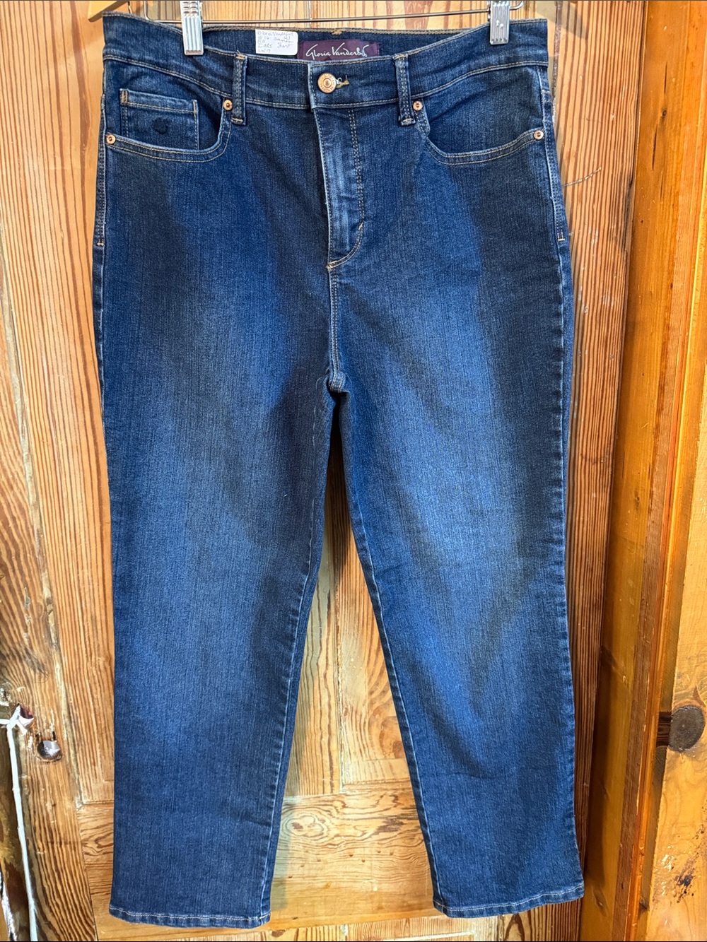 Gloria Vanderbilt Amanda 12 short dark Indigo Straight Leg Jeans